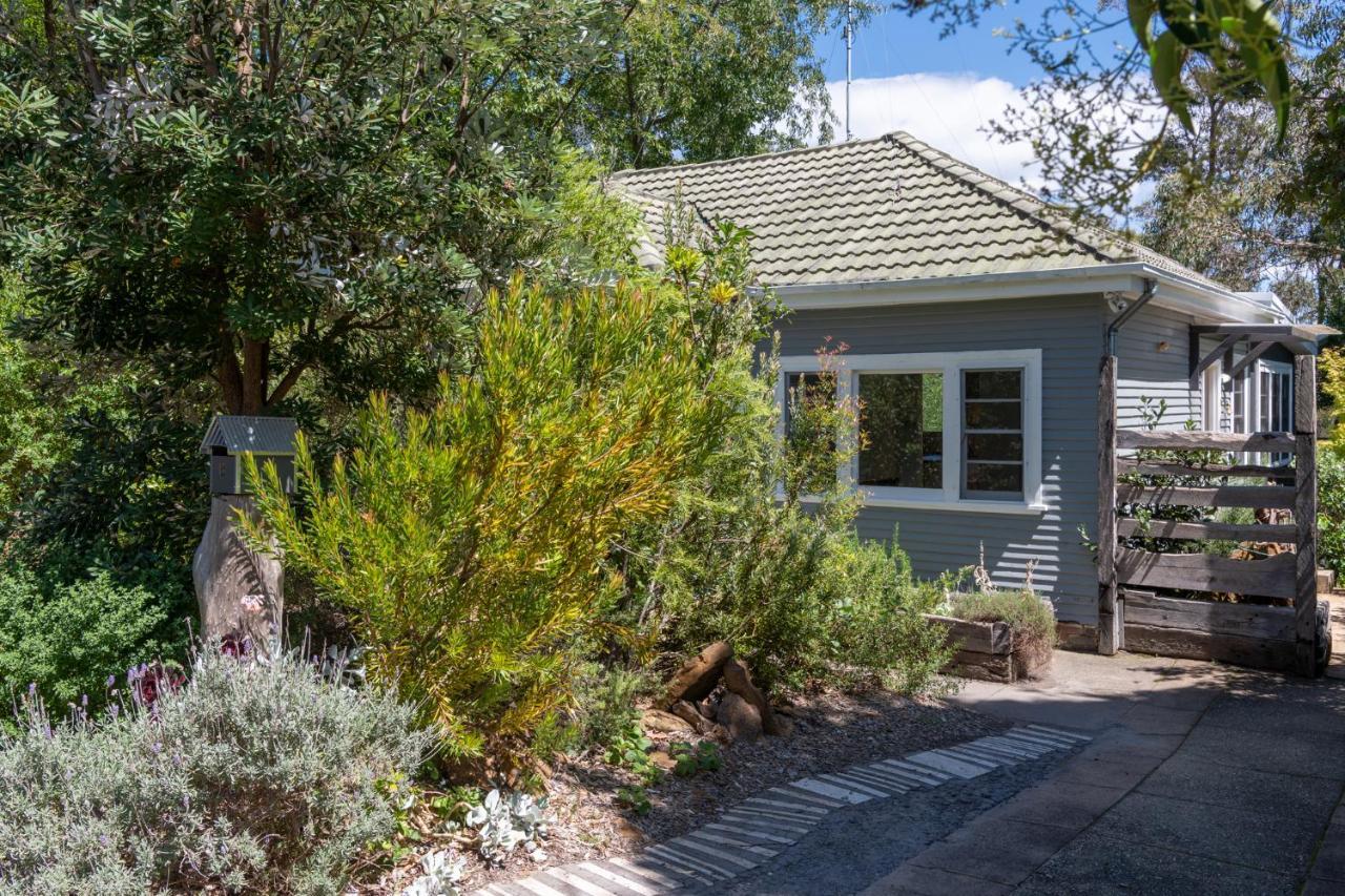 Katoomba Falls Cottage ภายนอก รูปภาพ